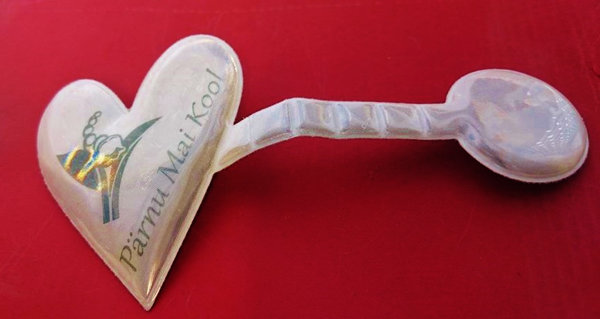 Pärnu-Mai-kool-magnetiga